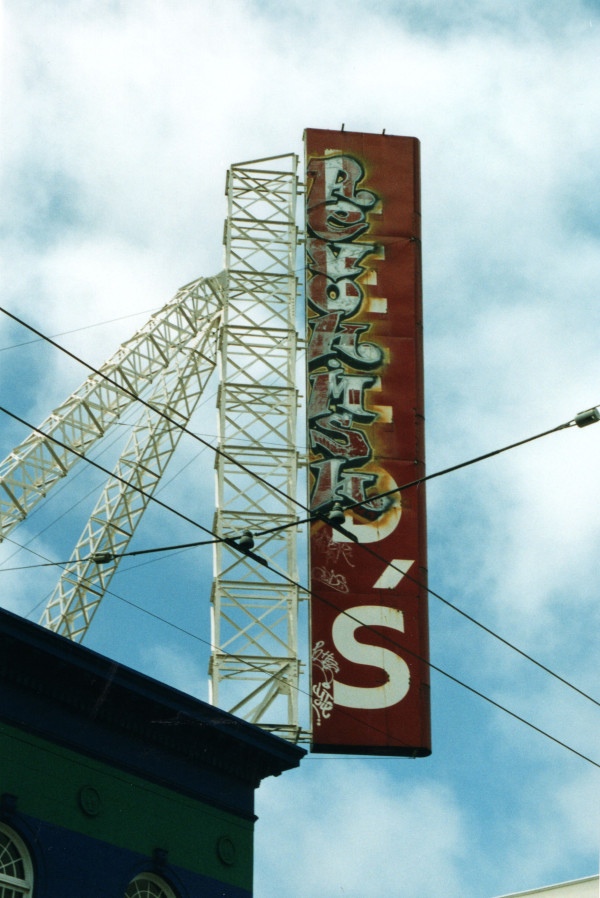 skechers mission street