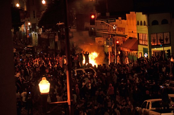 san francisco, giants, sf giants, world series, baseball, 2012, fire, sports, mission district, riot, wtf, riots, 19 street, mission street, beauty bar